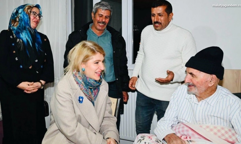 Milletvekili Ölmeztoprak, esnaf ve vatandaşlarla bir araya geldi