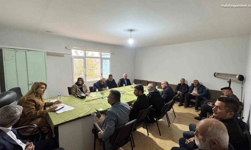 Ölmeztoprak'tan muhtarlarla istişare, hastanede umut buluşması ve öğretmenler günü programı