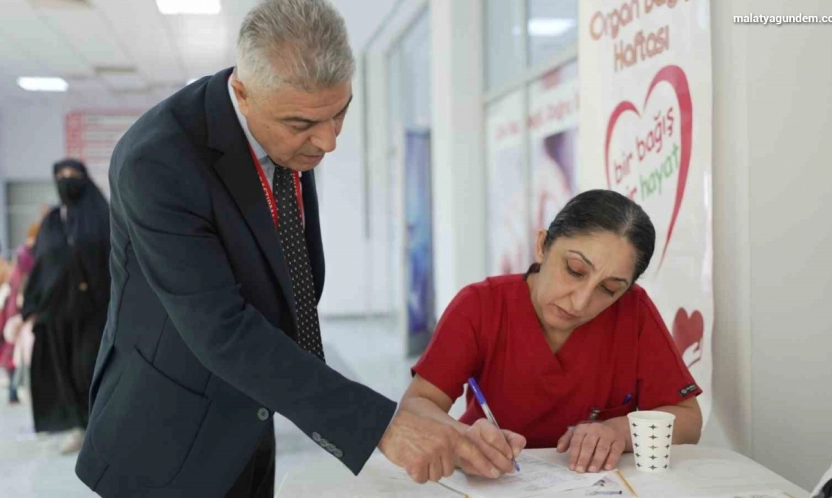 Uzman Doç. Dr. Dişli: 'Nakillerle birçok hasta hayata tutunmaktadır'
