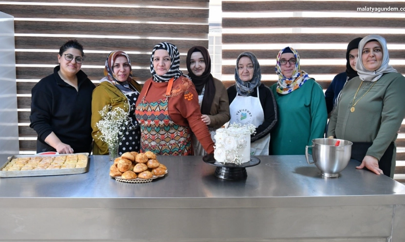 Yeşilyurt'ta kadınlar üretiyor emeğe değer katılıyor